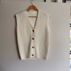 BRAND NEW - Cream Sleeveless Cardigan Top